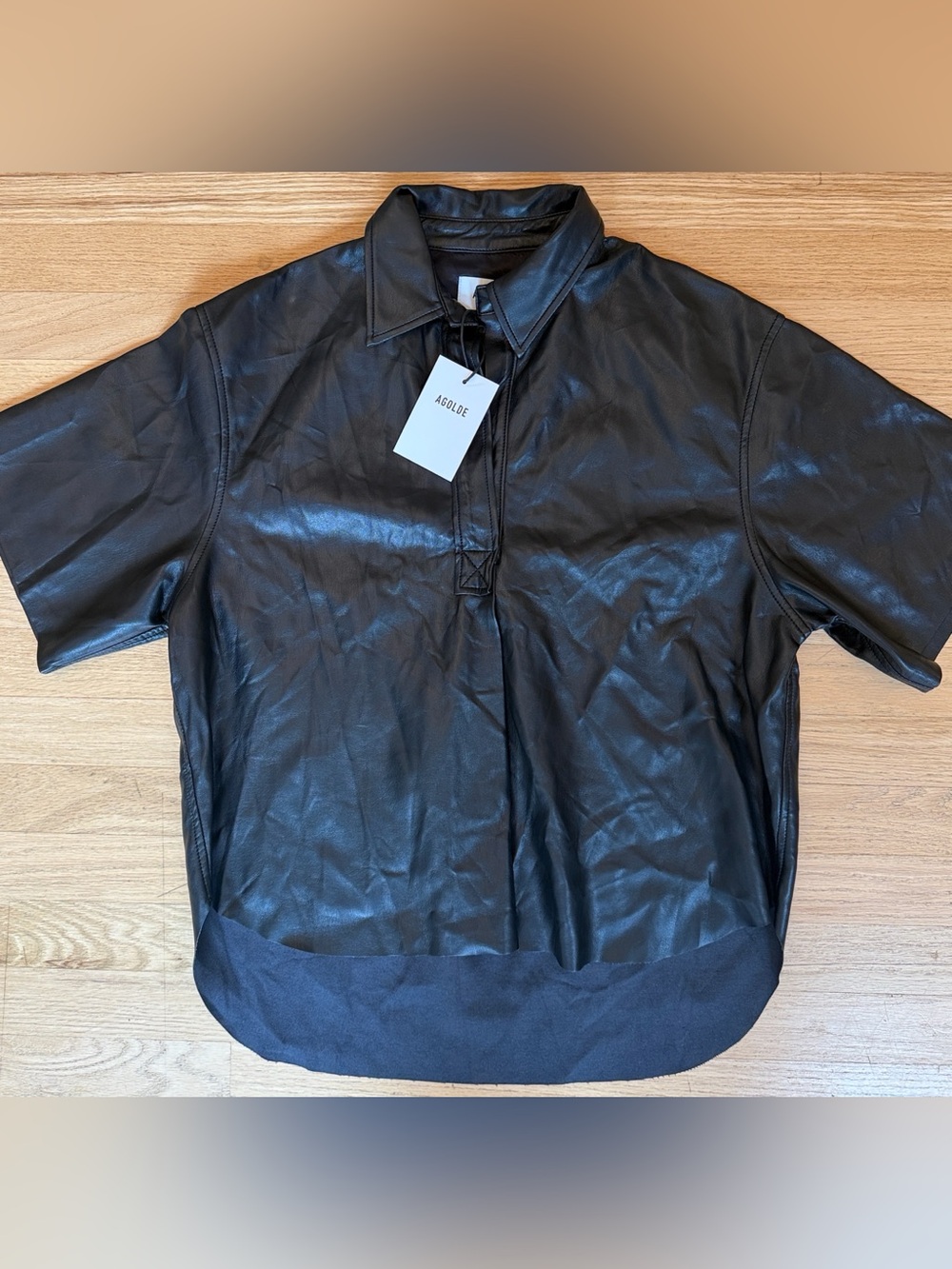 NWT: Agolde Vegan Leather Rama Short-Sleeve Asymmetrical Blouse, sz Sm oversized